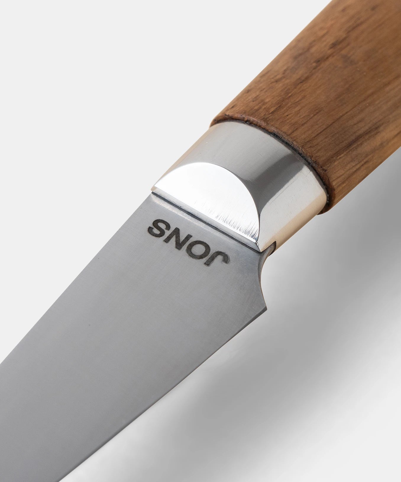 JONS C090 Messer aus Kohlenstoffstahl Griff aus Eiche